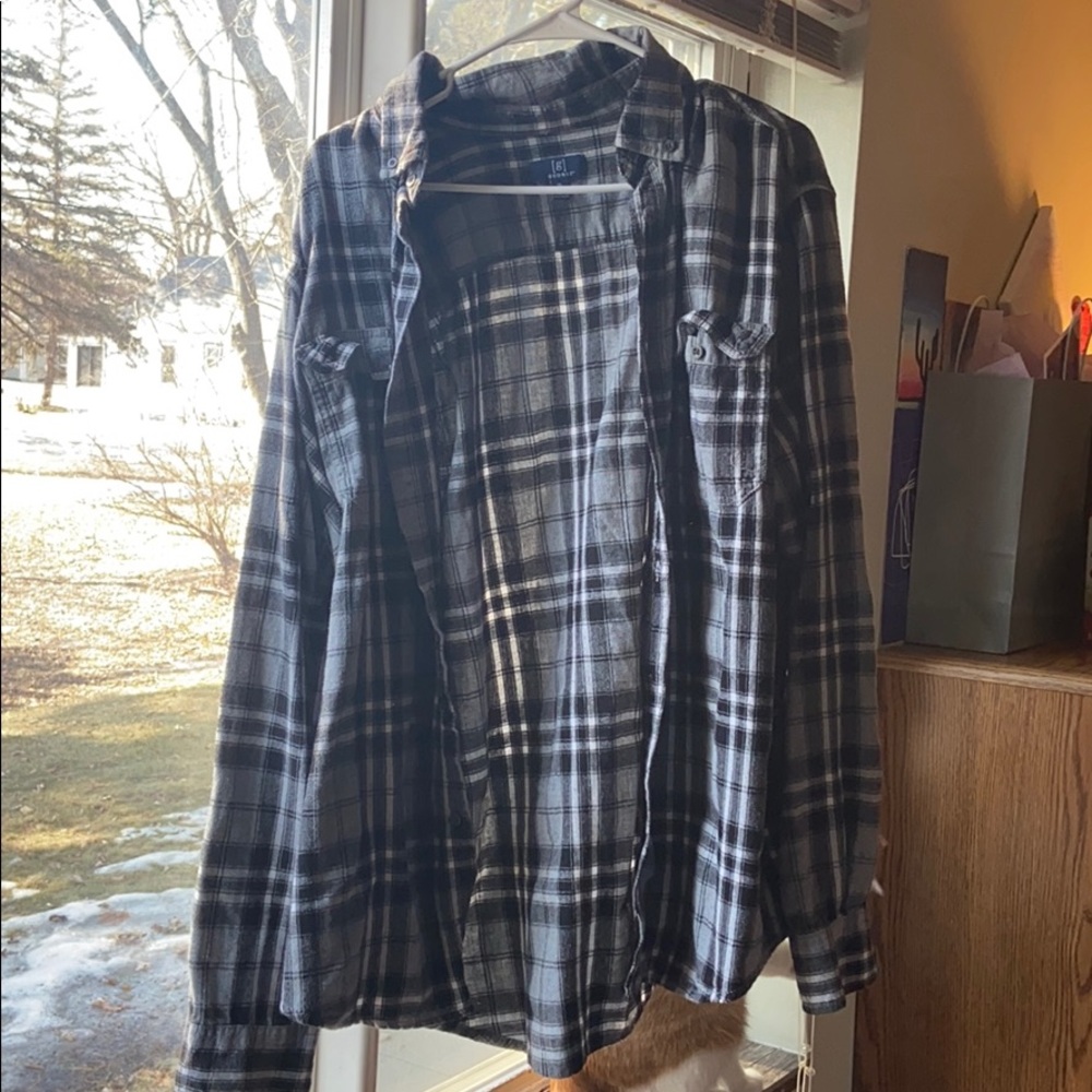 Black and gray plaid flannel